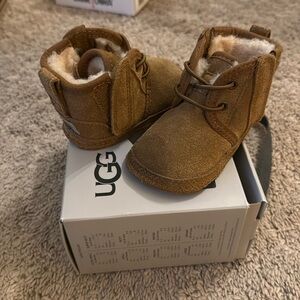 Baby Neumel Ugg Slipper 2/3